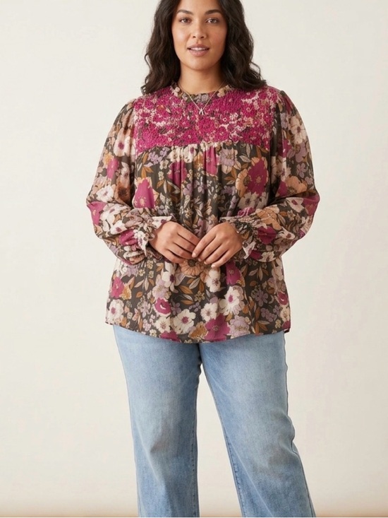 Savanna Jane Tops - SAVANNA JANE NWT 2X Smokes Floral Yoke Blouse - Pink Floral